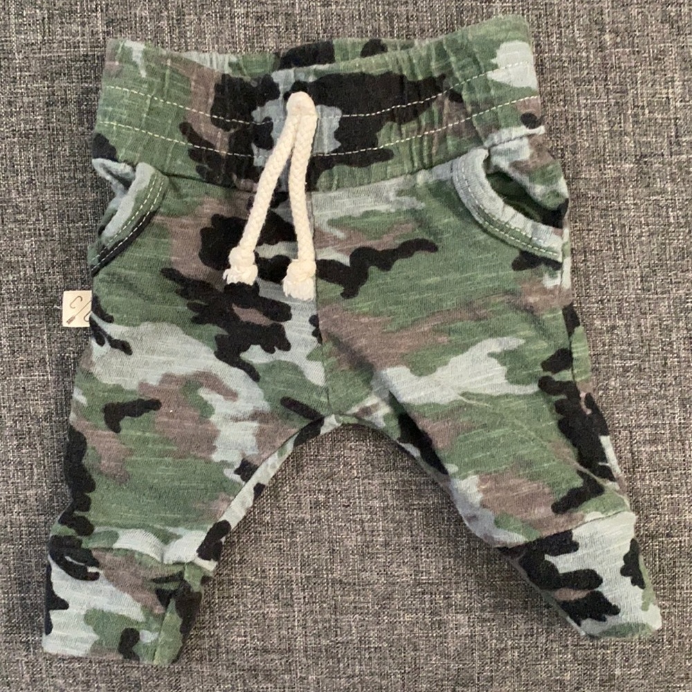 0-3 month childhoods clothing camo pants